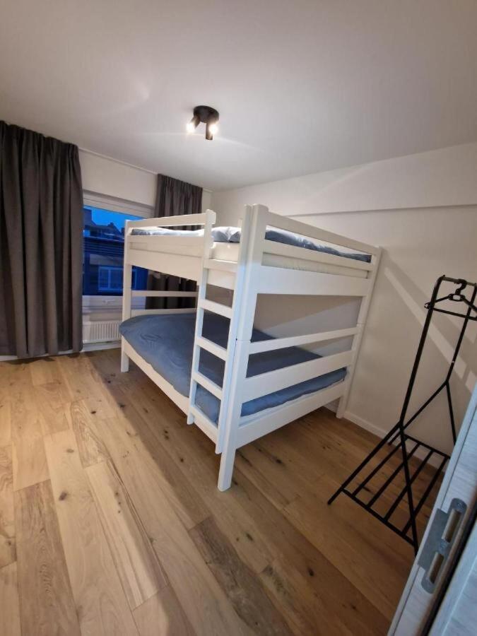 Luxury Renovated 3 Rooms Apartment Остенде Экстерьер фото